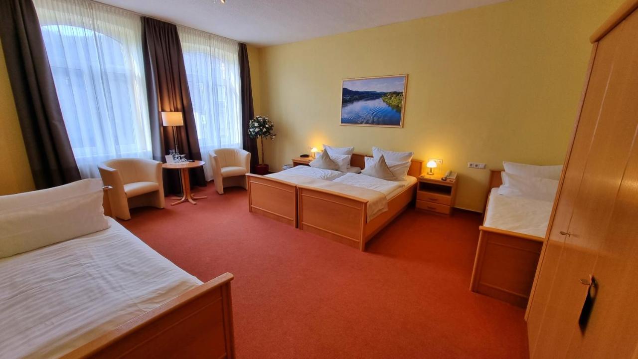 Gasthaus Pension Moselgruss Dieblich Luaran gambar